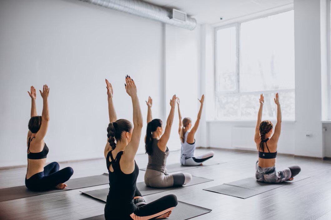 Lezioni Di Gruppo Yoga In Palestra 1303 14788